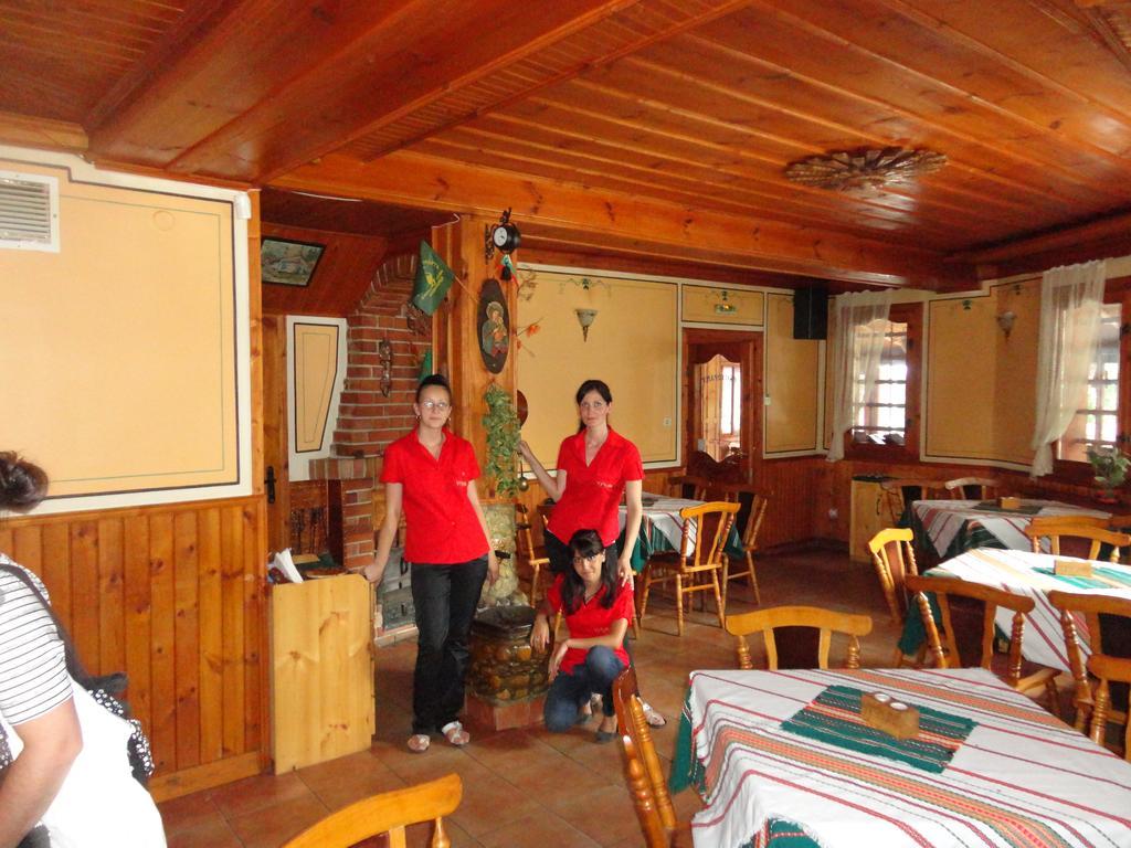 Chuchura Family Hotel Koprivştitsa Dış mekan fotoğraf