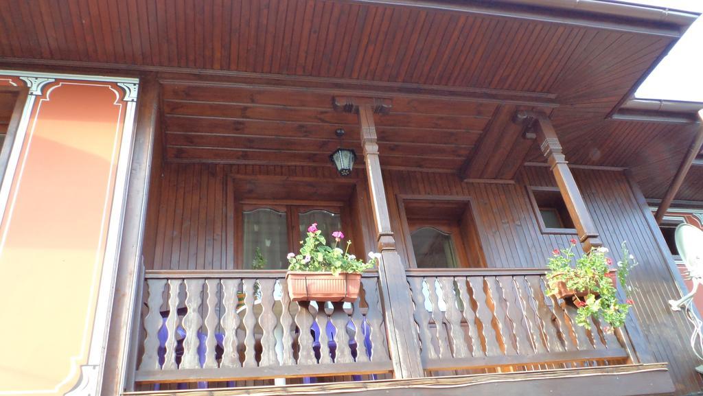 Chuchura Family Hotel Koprivştitsa Dış mekan fotoğraf