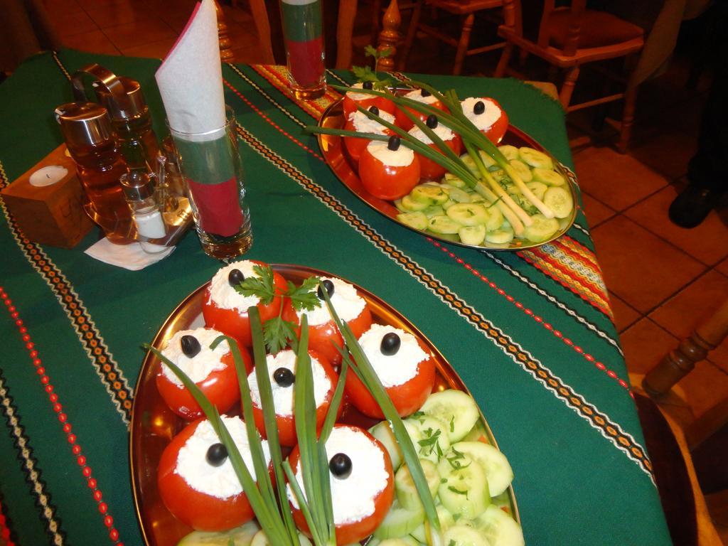 Chuchura Family Hotel Koprivştitsa Dış mekan fotoğraf