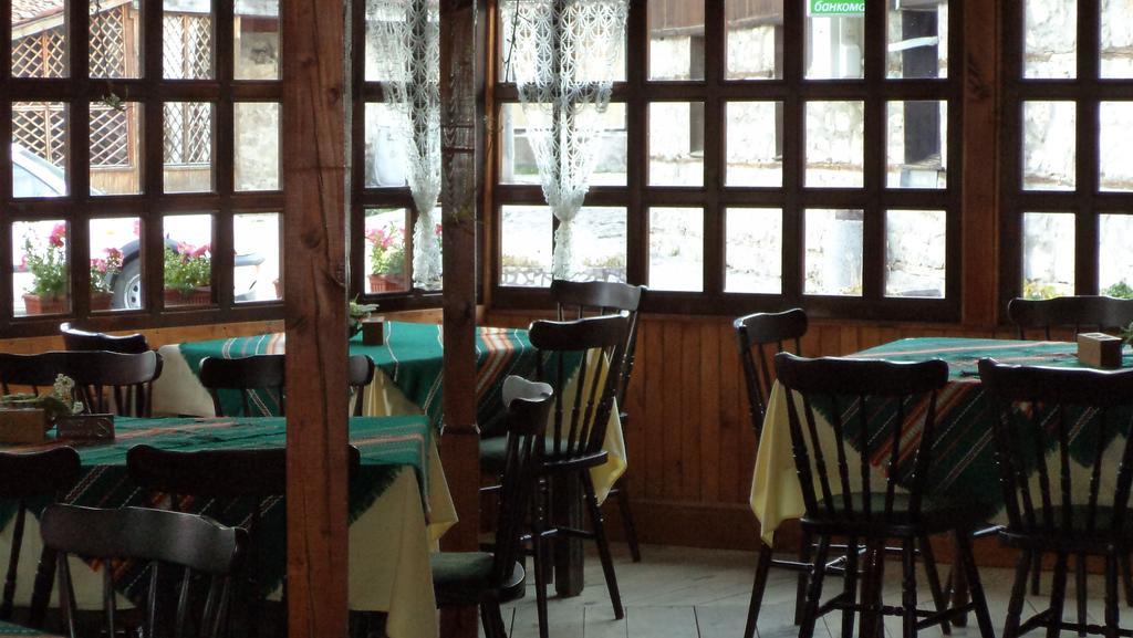 Chuchura Family Hotel Koprivştitsa Dış mekan fotoğraf