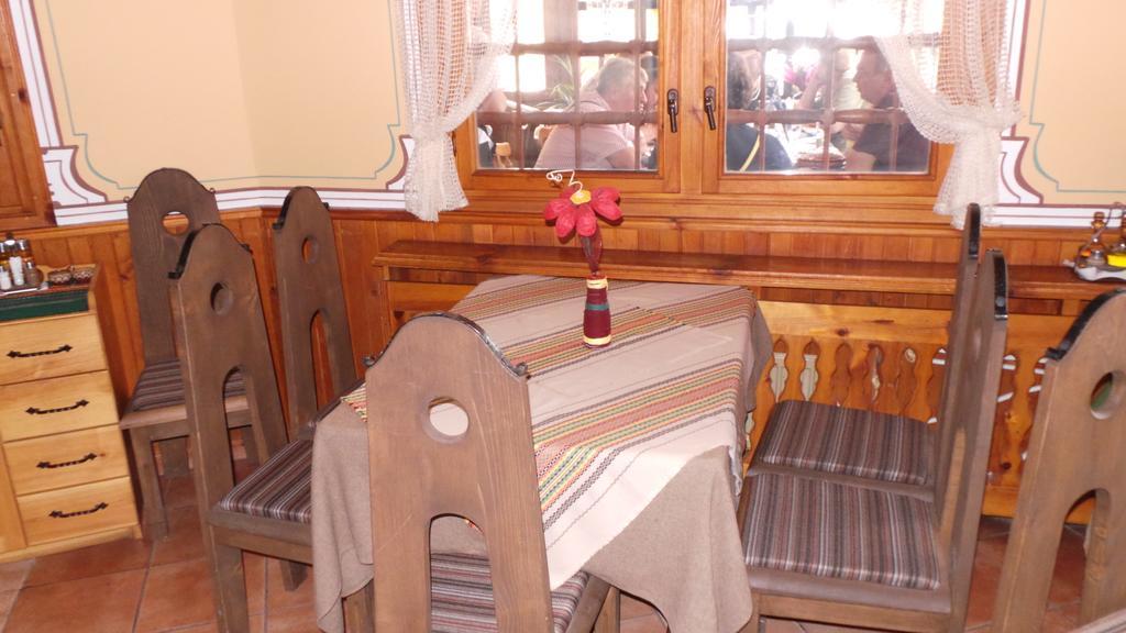 Chuchura Family Hotel Koprivştitsa Dış mekan fotoğraf
