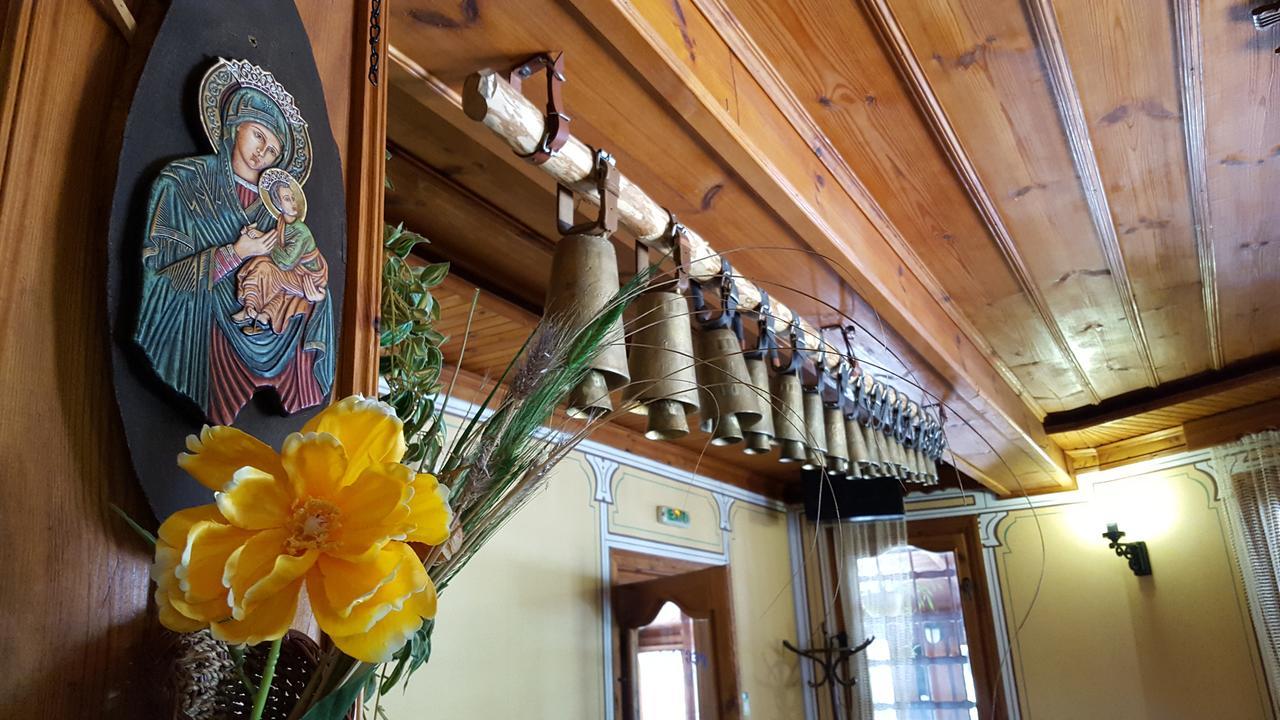 Chuchura Family Hotel Koprivştitsa Dış mekan fotoğraf